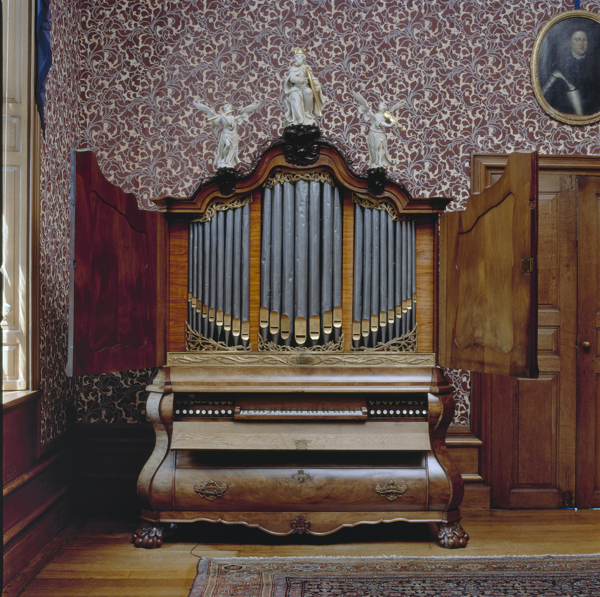Het kabinetsorgel uit 1777 van Zijldijk is tegenwoordig in het bezit van het Groninger Museum en staat in de Menkemaborg. Rijksmonument nr. 512292.